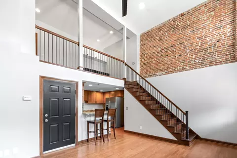 122 Hamilton Ave, Columbus, OH 43203