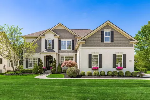 4556 Hickory Rock Dr, Powell, OH 43065