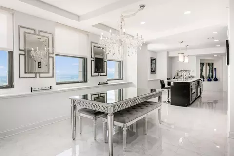 50 W Broad St #3501, Columbus, OH 43215