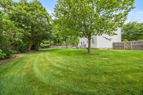 5681 Mcbride Ct, Dublin, OH 43016 photo 5