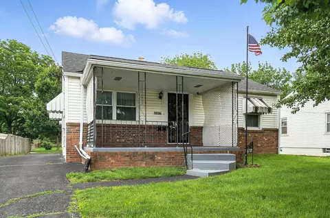 697 Robinwood Ave, Columbus, OH 43213