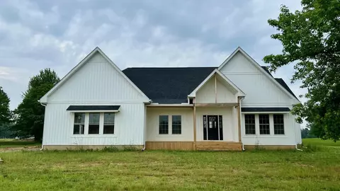 3213 Wilson Rd, Centerburg, OH 43011