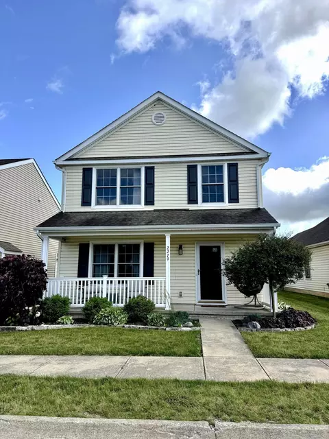 2279 Dunvegan St, Marion, OH 43302