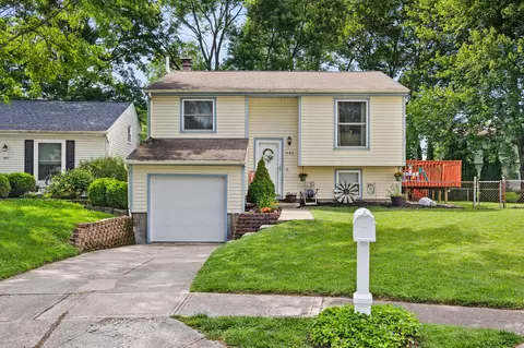 995 Swanton Ct, Westerville, OH 43081