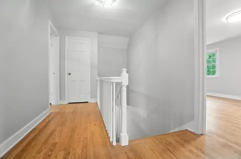 Entry Way - 1806 Audubon Park Dr, Springfield, OH 45504 photo 6 of 6