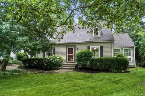 Exterior - 1806 Audubon Park Dr, Springfield, OH 45504 photo 2 of 11