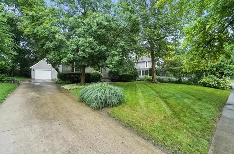 Exterior - 1806 Audubon Park Dr, Springfield, OH 45504 photo 5 of 11