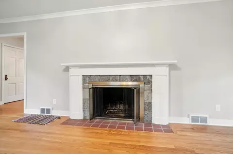 Living - 1806 Audubon Park Dr, Springfield, OH 45504 photo 4 of 12