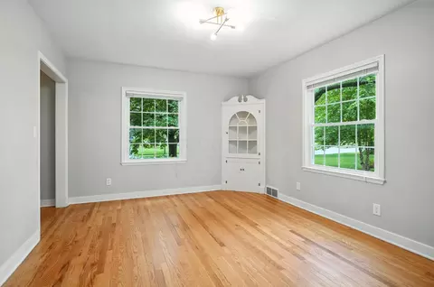 Living - 1806 Audubon Park Dr, Springfield, OH 45504 photo 10 of 12
