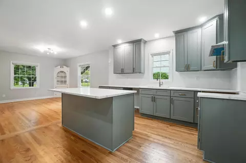 Kitchen - 1806 Audubon Park Dr, Springfield, OH 45504 photo 4 of 6