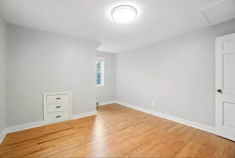 Bedroom - 1806 Audubon Park Dr, Springfield, OH 45504 photo 5 of 9