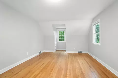 Bedroom - 1806 Audubon Park Dr, Springfield, OH 45504 photo 2 of 9