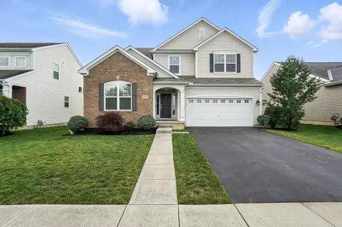 6097 Fallsburg Dr, Westerville, OH 43081