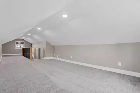 714 E 2nd St, Logan, OH 43138 photo 31