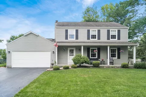 9761 Merry Ln, Pickerington, OH 43147