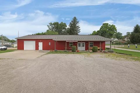 14 E South St, Jeromesville, OH 44840