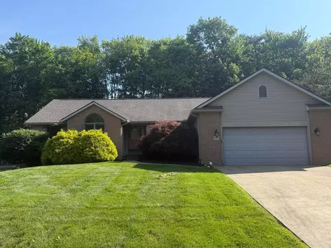609 Piedmont Ln, Heath, OH 43056