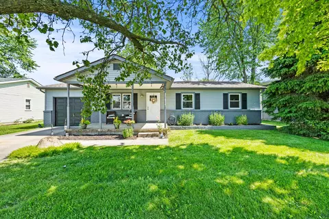 876 Kirkwood Dr, West Jefferson, OH 43162