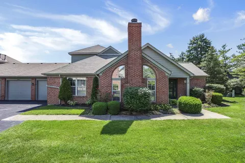 3877 Oakbrook Ln, Powell, OH 43065
