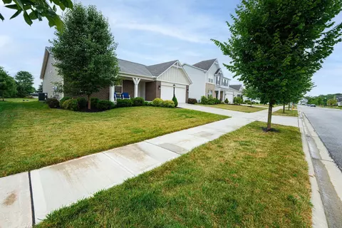 472 Randall Rd, Delaware, OH 43015 photo 3