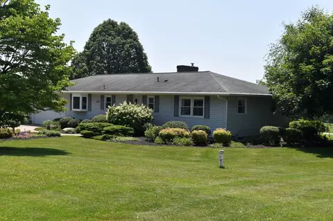 2685 Graham Dr NE, Lancaster, OH 43130