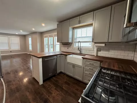 Kitchen - 705 Maple Ave, Newark, OH 43055 photo 1 of 5
