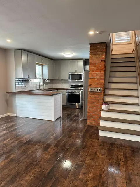 Kitchen - 705 Maple Ave, Newark, OH 43055 photo 4 of 5