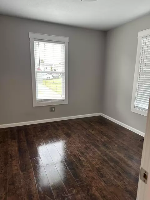 Bedroom - 705 Maple Ave, Newark, OH 43055 photo 1 of 1