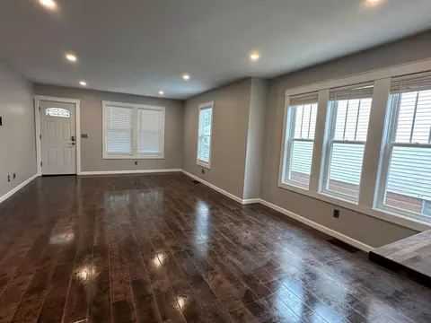 Living - 705 Maple Ave, Newark, OH 43055 photo 1 of 3