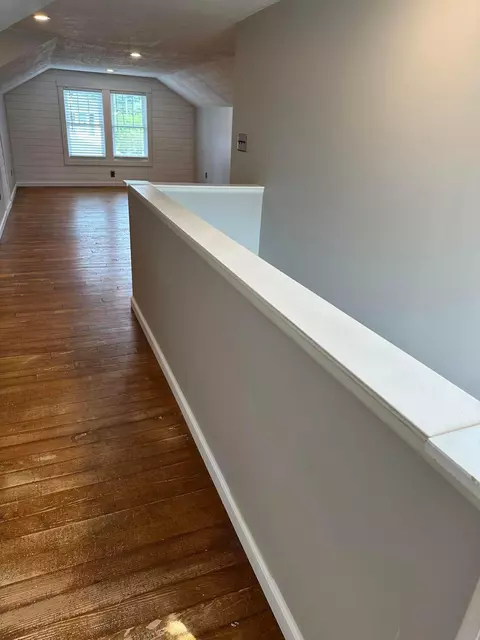 Entry Way - 705 Maple Ave, Newark, OH 43055 photo 2 of 3
