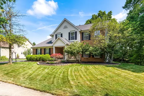 Exterior - 7672 Tullymore Dr, Dublin, OH 43016 photo 3 of 19