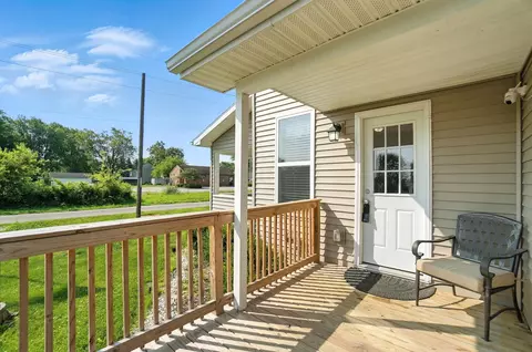 Exterior - 8897 Spain St S, Irwin, OH 43029 photo 13 of 22
