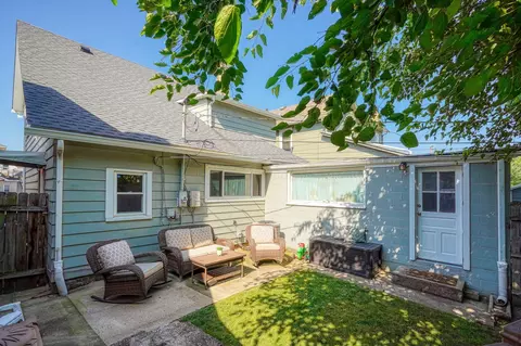Exterior - 162 Watt St, Circleville, OH 43113 photo 11 of 14
