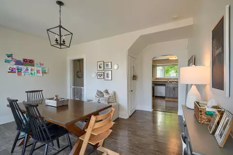 Dining - 162 Watt St, Circleville, OH 43113 photo 1 of 3