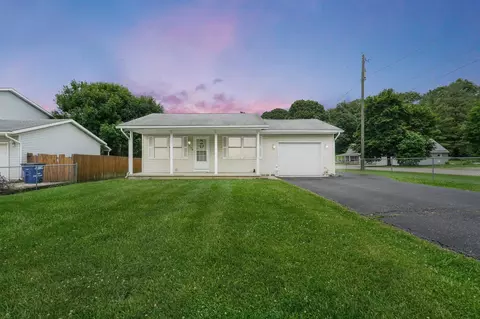1138 Ohio Ave, Logan, OH 43138