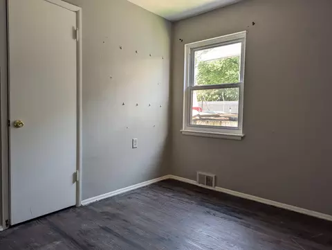 702 E Madison Ave, Springfield, OH 45503 photo 12