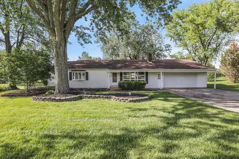 1080 Coonpath Rd NW, Lancaster, OH 43130