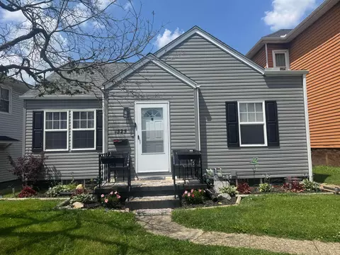 1325 Stanberry Ave, Zanesville, OH 43701