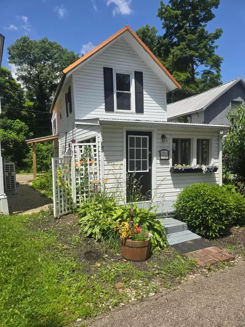 283 14th St, Lancaster, OH 43130