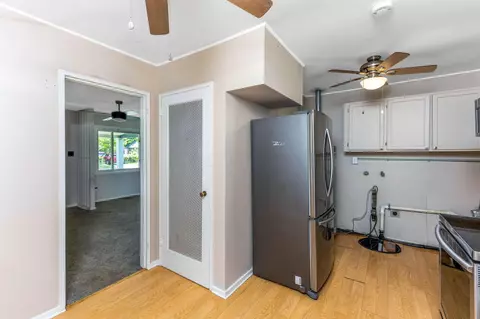 Entry Way - 985 Bucknell Rd, Columbus, OH 43213 photo 2 of 4