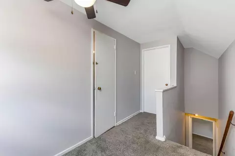 Entry Way - 985 Bucknell Rd, Columbus, OH 43213 photo 4 of 4