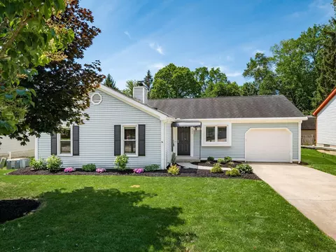 449 Senate Ave, Delaware, OH 43015