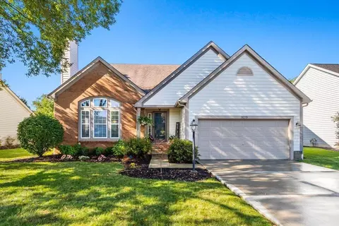 5273 Fairlane Dr, Powell, OH 43065