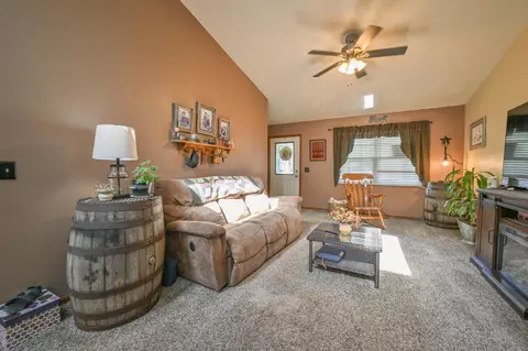 5728 W Ridgewood Rd, Springfield, OH 45503 photo 7
