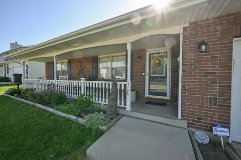 5728 W Ridgewood Rd, Springfield, OH 45503 photo 2