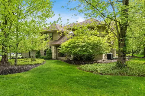 5737 Dunnwood Ct, Dublin, OH 43017