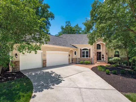 10828 Brinsworth Dr, Dublin, OH 43016