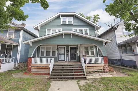 2205-2207 Sullivant Ave, Columbus, OH 43223