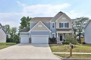 327 Jacob Ln, London, OH 43140