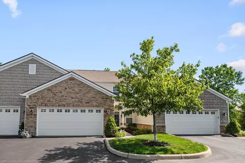 6232 Albany Brooke Dr #A, Westerville, OH 43081